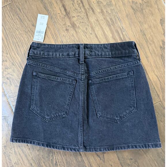 Abercrombie & Fitch Black Denim Skirt - New With Tags - Picture 3 of 3